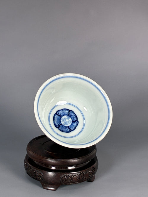 Jingdezhen Phoenix Kiln · Hand-Painted Blue & White Scrolling Lotus Tea Bowl