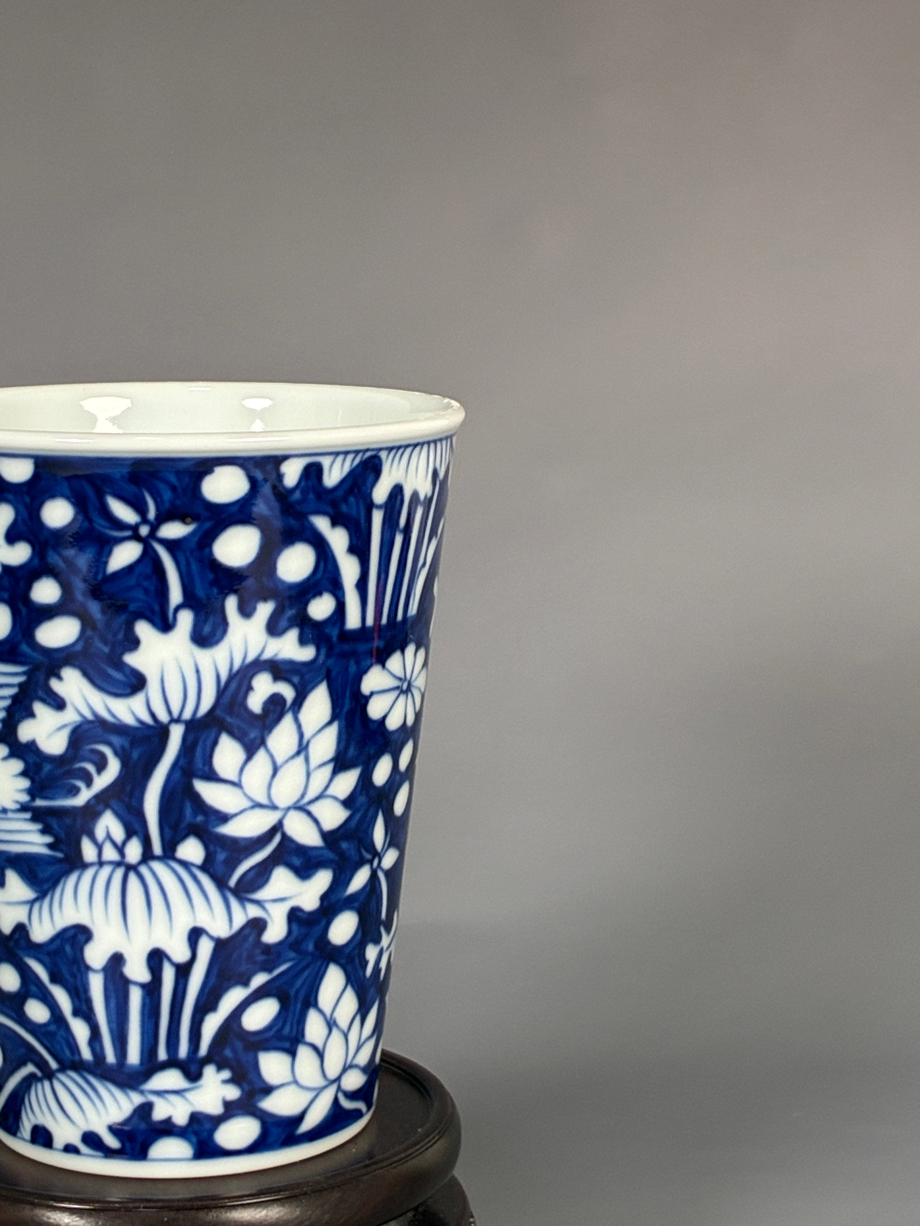 Jingdezhen Phoenix Kiln · Hand-Painted Blue & White Lotus & Egret Brush Pot