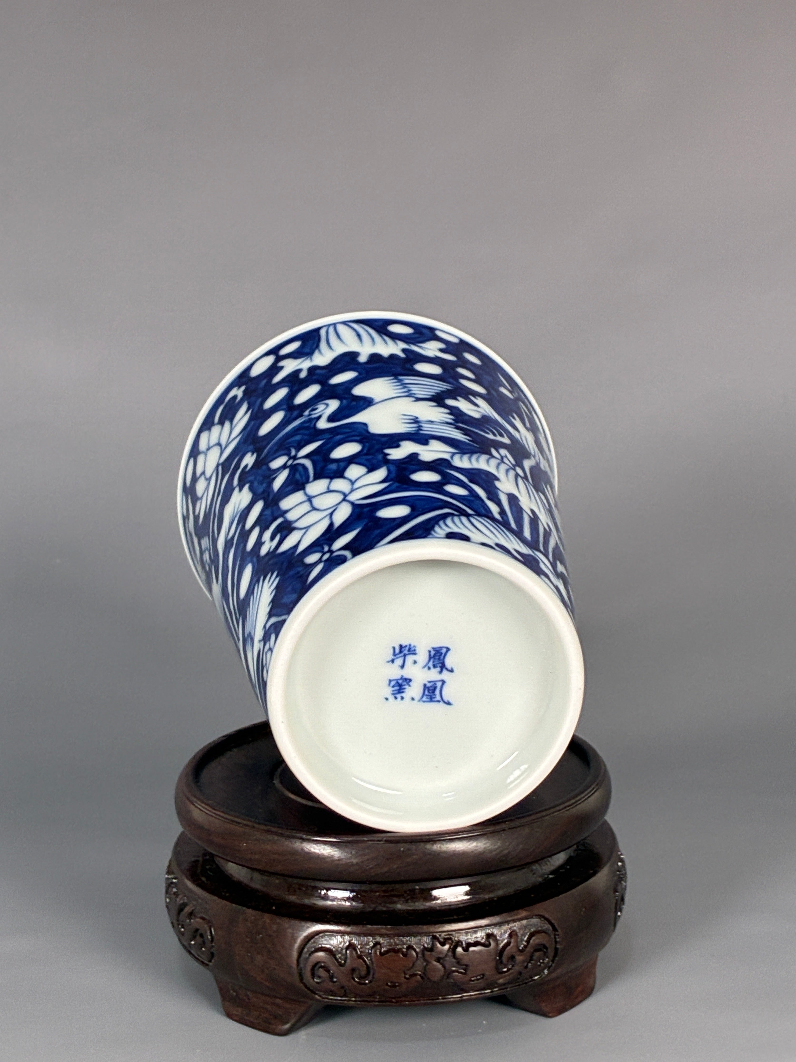 Jingdezhen Phoenix Kiln · Hand-Painted Blue & White Lotus & Egret Brush Pot