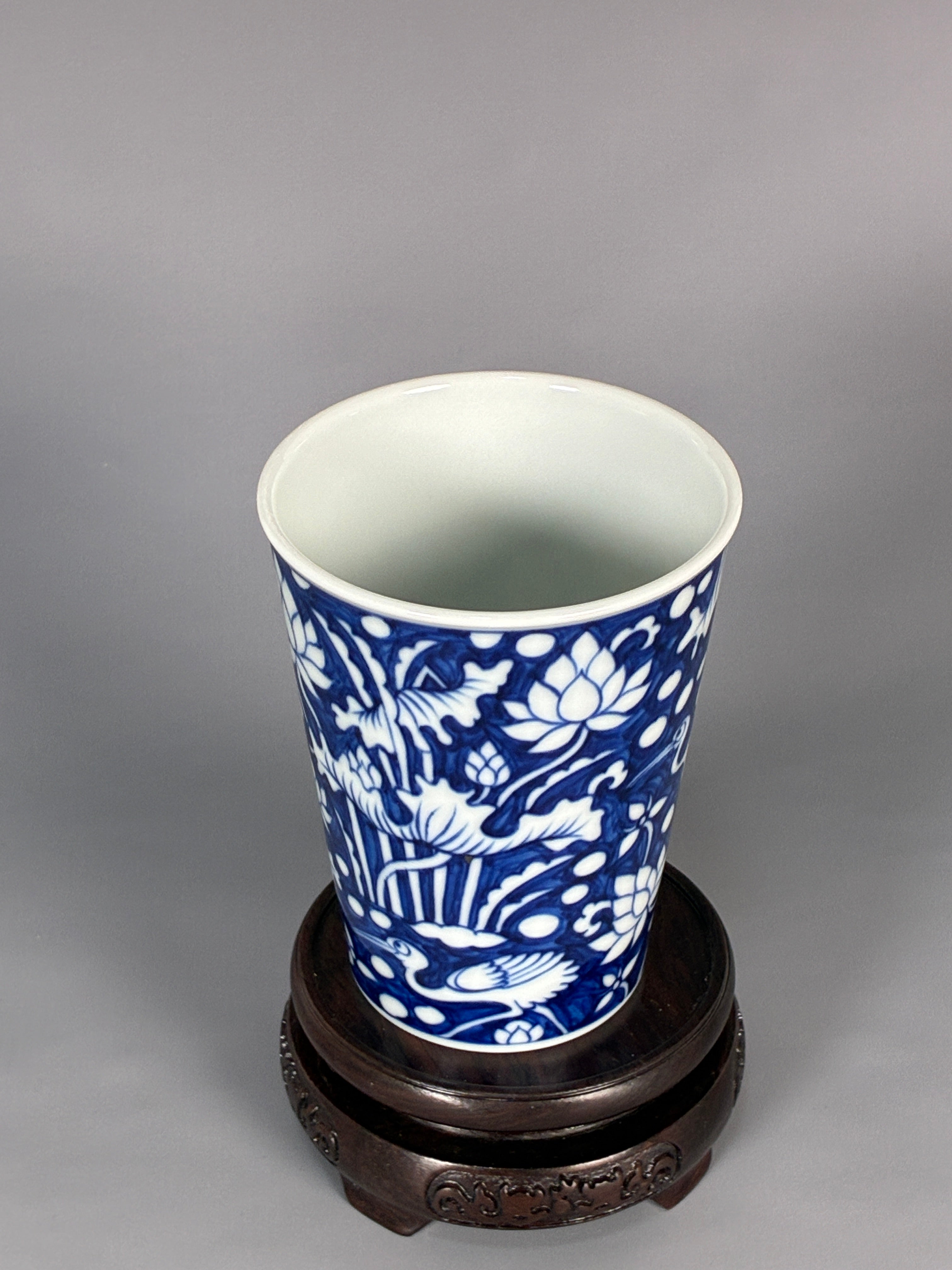 Jingdezhen Phoenix Kiln · Hand-Painted Blue & White Lotus & Egret Brush Pot