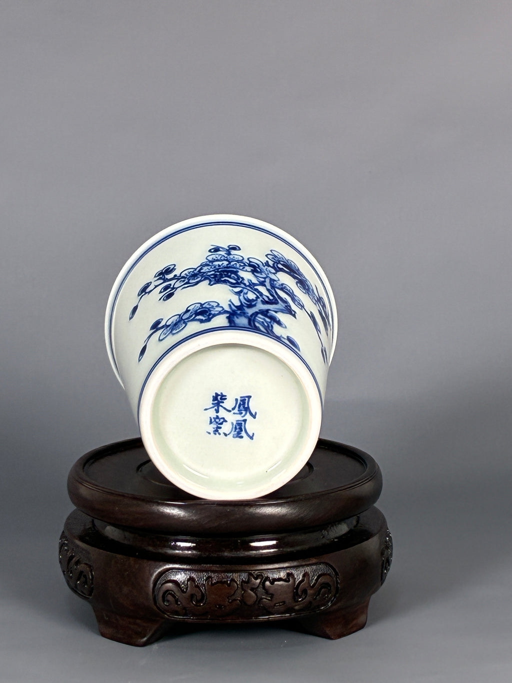 Jingdezhen Phoenix Kiln · Hand-Painted Blue & White Lotus & Egret Brush Pot