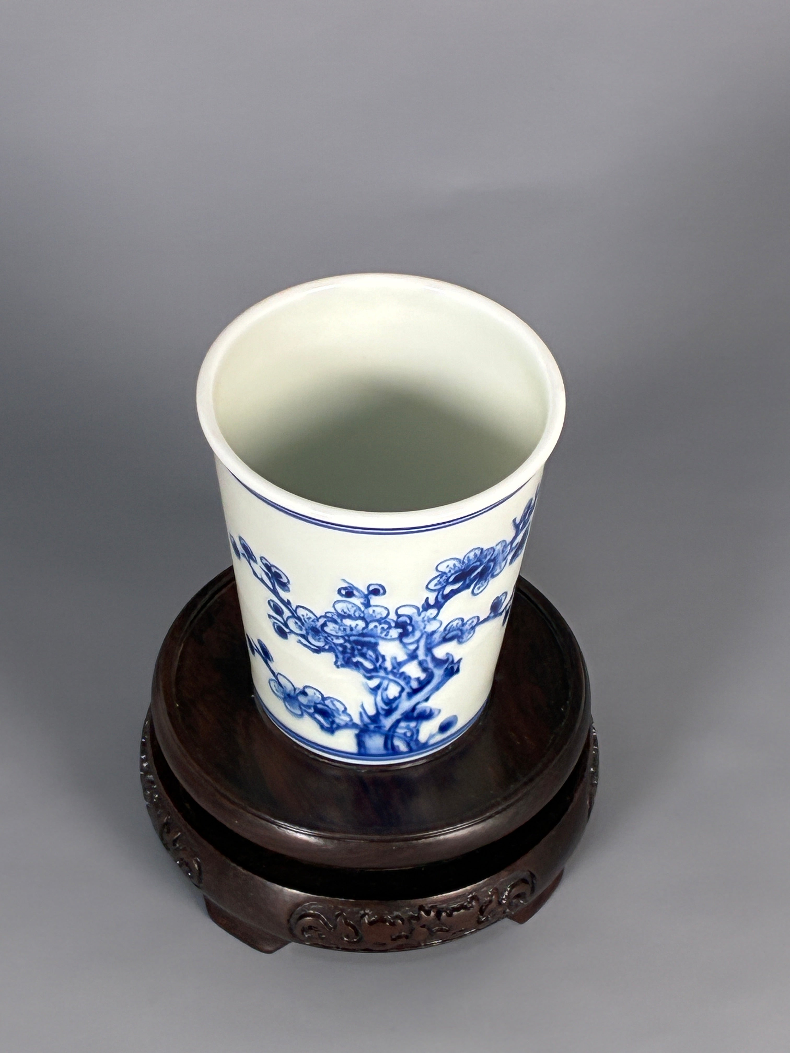 Jingdezhen Phoenix Kiln · Hand-Painted Blue & White Lotus & Egret Brush Pot