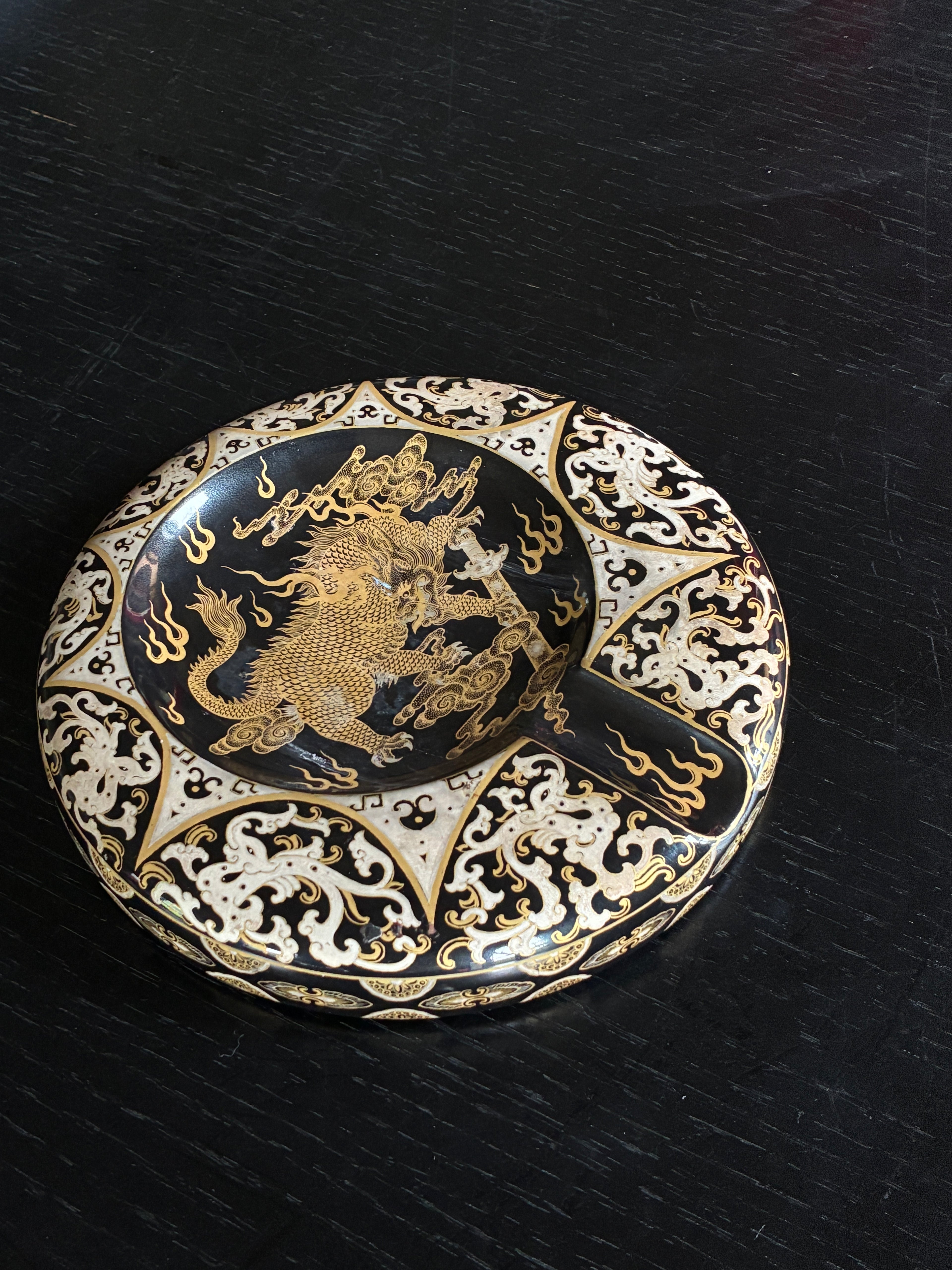 Handmade Jingdezhen Wood-Fired Porcelain Cigar Ashtray - Black & Gold Dragon Design